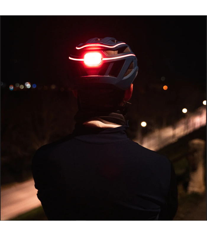GIST CASCO LUXO BLU (con luce posteriore)